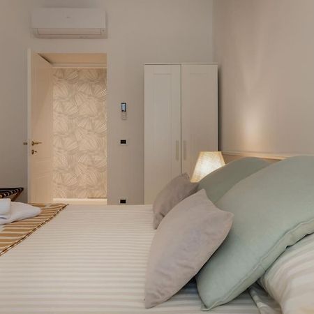 Foscolo 46 - Elegant Family Apartment Terst Exteriér fotografie