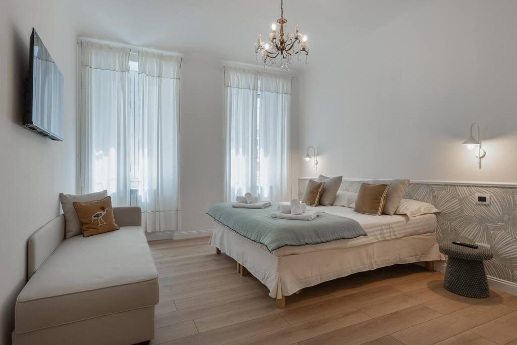 Foscolo 46 - Elegant Family Apartment Terst Exteriér fotografie